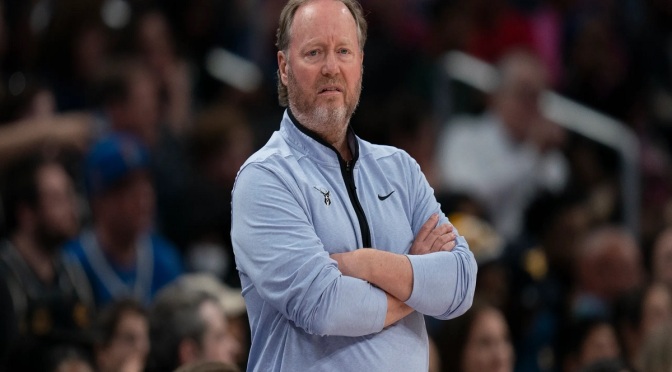 Mike Budenholzer deverá se tornar treinador dos Suns